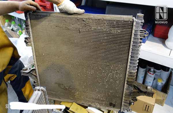 空調使用環境灰塵多 空調使用環境灰塵多